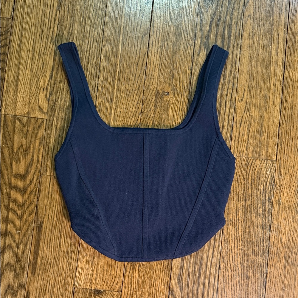 Aritzia Babaton Sculpt Knit Dark Blue Top Size Medium